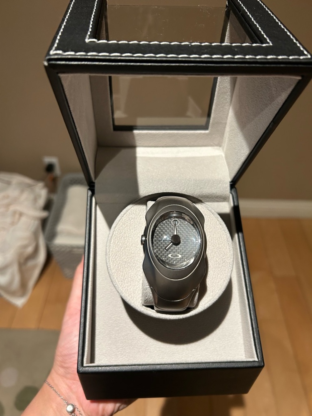 vintage Oakley Time Bomb watch
